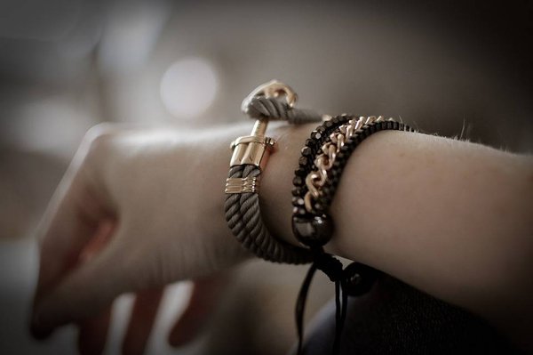 Le bracelet pour femme, un cadeau indémodable